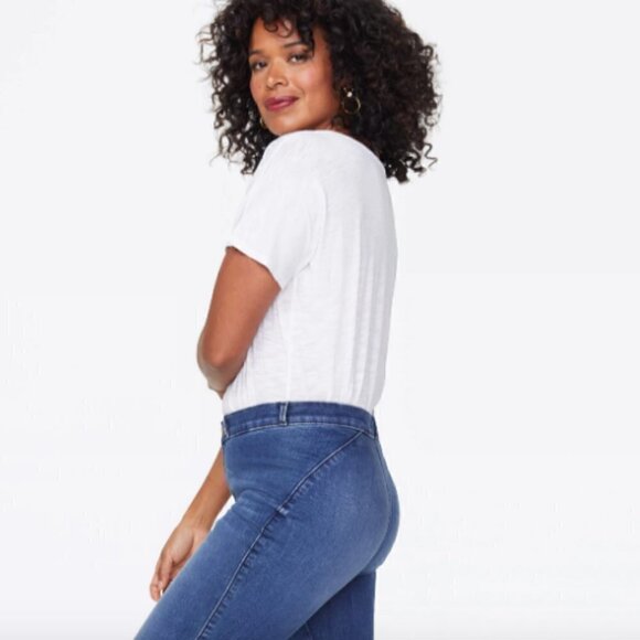 NYDJ Barbara Bootcut Jeans in Meloy Wash - Picture 4 of 15